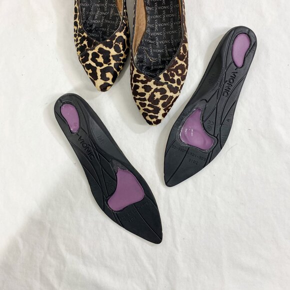 Vionic Leopard Print Calf Hair Ballet Flat Pointy Toe Used - Picture 9 of 11